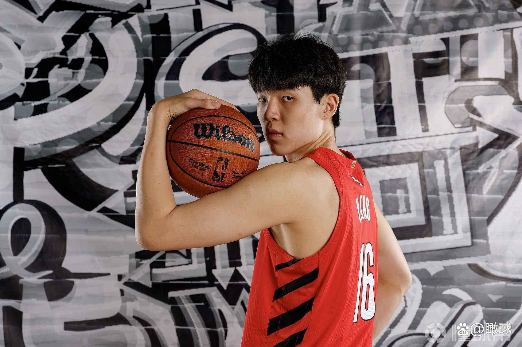 FB娱乐平台-包含关键时刻突围战来临，成都蓉城围绕NBA季后赛单刀错失，气氛紧张，球队文化再被提及的词条